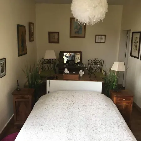 Waterfront Family Villa Pouancé