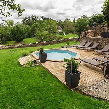 Waterfront Family Villa *