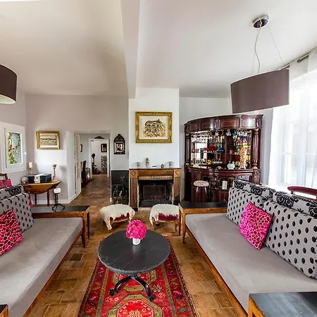 Villa Waterfront Family *