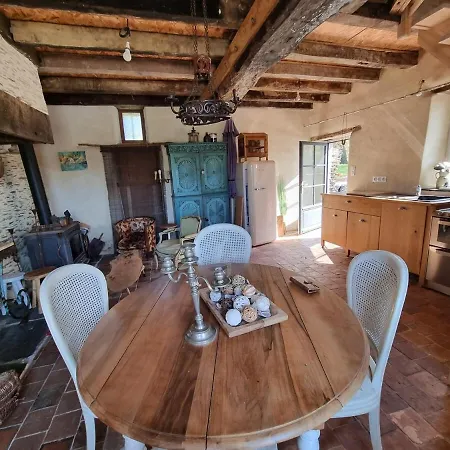 וילה Propriete Familiale Les Pieds Dans L'eau Du Vieux Chateau Pouancé