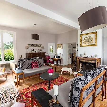 Waterfront Family Pouancé