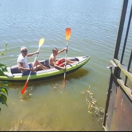 Propriete Familiale Les Pieds Dans L'eau Du Vieux Chateau וילה