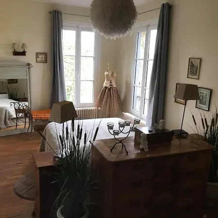 וילה Propriete Familiale Les Pieds Dans L'eau Du Vieux Chateau