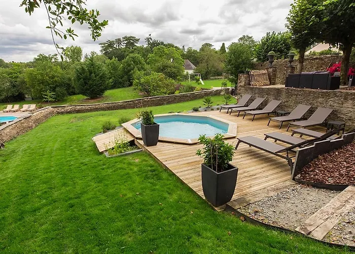 Waterfront Family Villa *