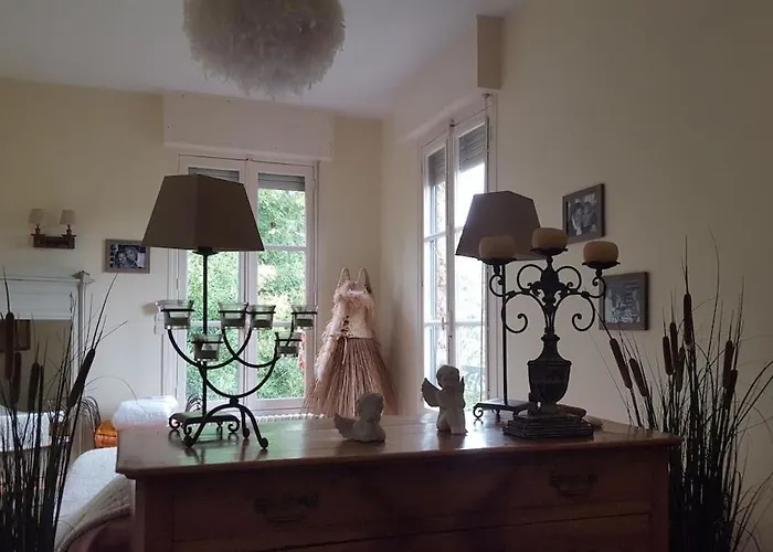 Waterfront Family Villa Pouancé