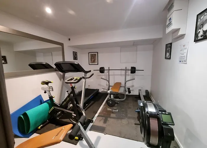 Villa Waterfront Family Pouancé