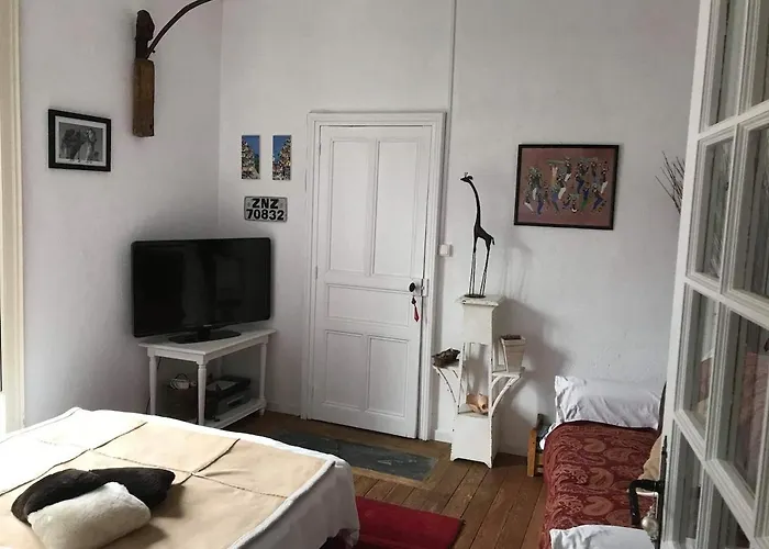 Waterfront Family Pouancé